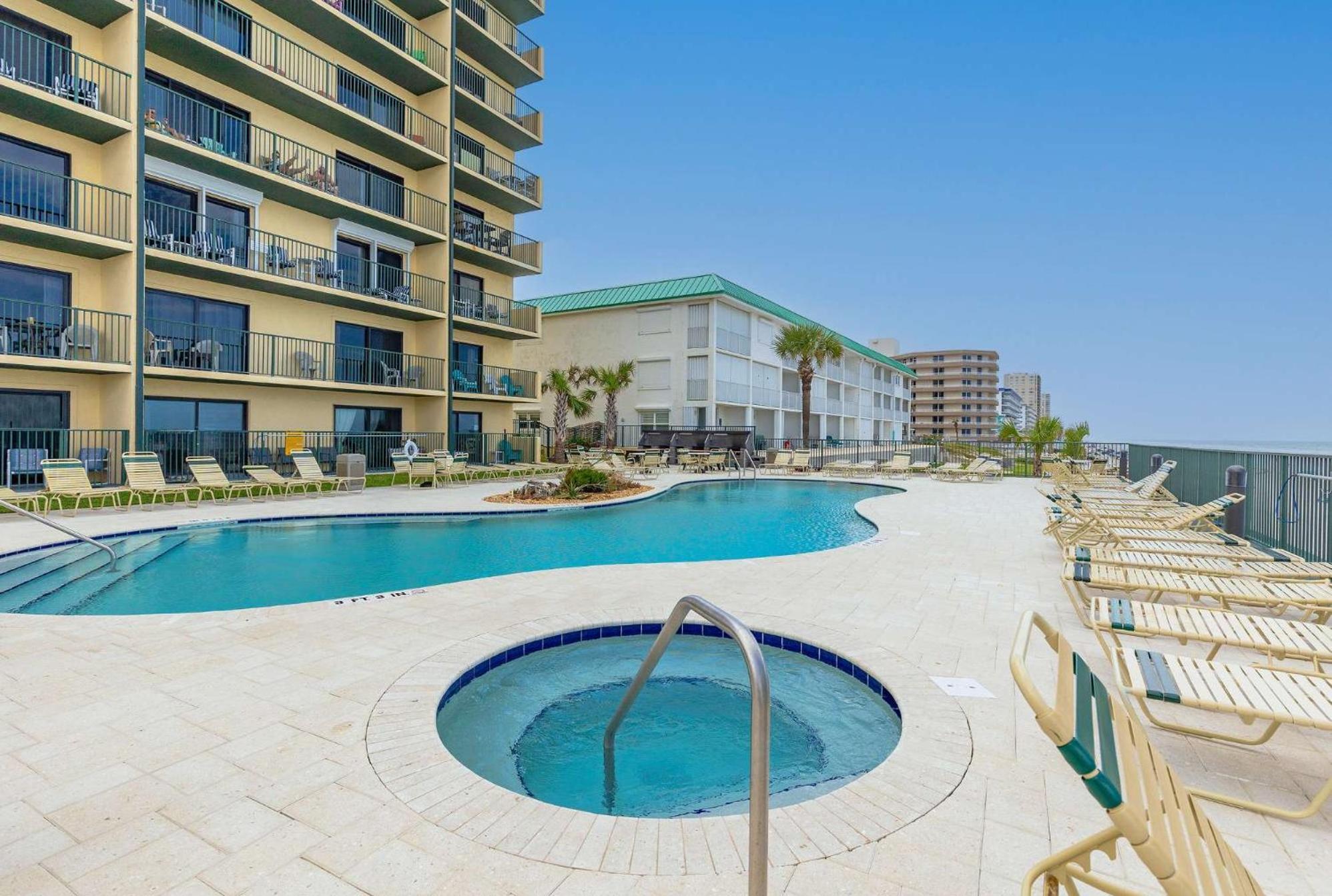 Ocean Front Condo With Amazing Views! Sunglow Resort 402 By Brightwild Daytona Beach Shores Extérieur photo